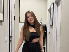 CharlotteVivi from LiveJasmin