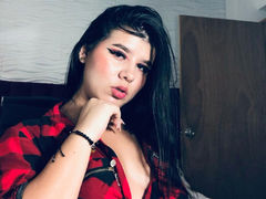 CheilyAdams from LiveJasmin