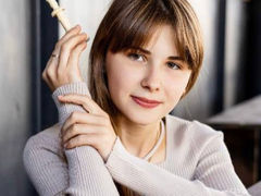 ChelseyGemes - female with brown hair webcam at LiveJasmin