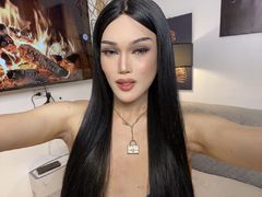 SheraFinly - blond shemale webcam at LiveJasmin