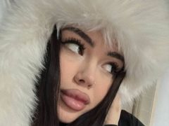 CherlynDarm from LiveJasmin