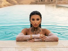 CherrieMadison - female with black hair and  big tits webcam at LiveJasmin