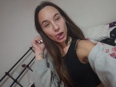 Chiquitaaa - female webcam at LiveJasmin