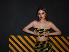 ChloeLavender - female with brown hair webcam at LiveJasmin