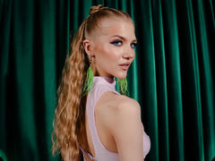 ChloeLins - blond female webcam at LiveJasmin