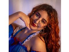 ChloeZafira from LiveJasmin