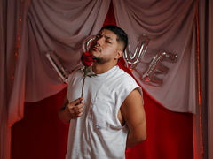 ChrisJhones from LiveJasmin