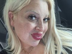 ChrissyRose from LiveJasmin