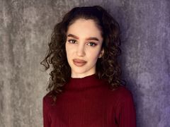 ChristinaConte - female with brown hair webcam at LiveJasmin