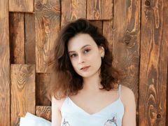 ChristyBright - female with brown hair webcam at LiveJasmin