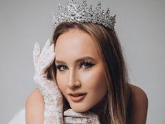 ChristyHousten from LiveJasmin