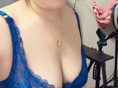 chenjinhua - female with black hair and  big tits webcam at LiveJasmin