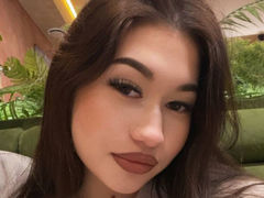 CiaraAncar from LiveJasmin