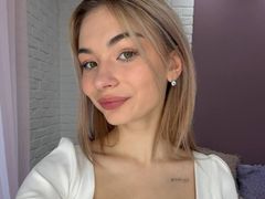 CindyRud from LiveJasmin