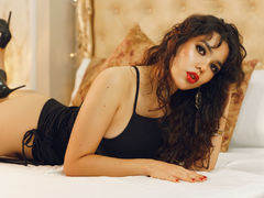 ClaireThonpsom - female with brown hair webcam at LiveJasmin