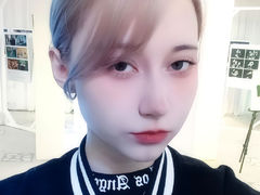 ClaraParks - female with red hair webcam at LiveJasmin