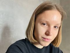 ClaudiePetronio from LiveJasmin