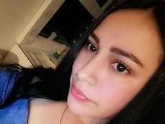 CloeBonnie - female with black hair and  big tits webcam at LiveJasmin