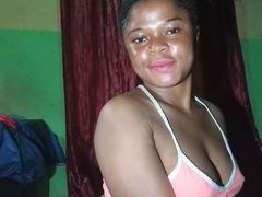 ConfiBight - female with black hair webcam at LiveJasmin