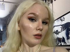 CoreenSolheim - blond female with  big tits webcam at LiveJasmin
