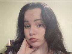 CorinneMockus - female with brown hair webcam at LiveJasmin