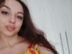 CourtneyLust - female with brown hair and  big tits webcam at xLoveCam