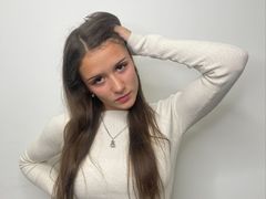 CrisBoyarsky from LiveJasmin