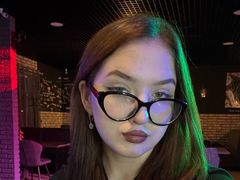 CrisRealbuto from LiveJasmin