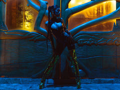 CristalMoons - female with black hair webcam at LiveJasmin