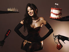 CristalMoons - female with black hair webcam at LiveJasmin