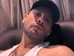CristianJade - male webcam at LiveJasmin