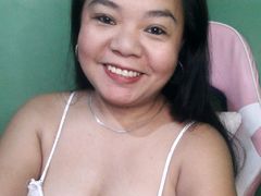 CrystalApril from LiveJasmin