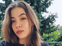 CrystalBritney from LiveJasmin