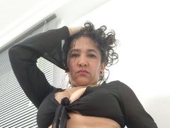 CrystalIvy - female with black hair and  big tits webcam at LiveJasmin