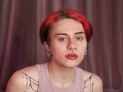 CrystalLeon from LiveJasmin