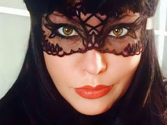 CrystalMarino - female with black hair and  big tits webcam at LiveJasmin