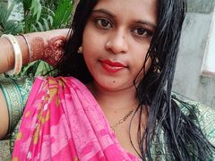 CuteAmrita - blond female with  big tits webcam at LiveJasmin