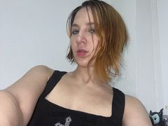 CutiePose - female with red hair webcam at LiveJasmin
