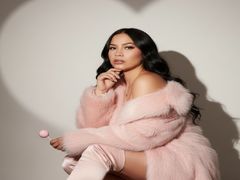 DafneVargas - female with black hair webcam at LiveJasmin