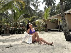 DahianPeach from LiveJasmin