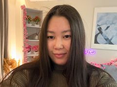 DahliaBraley - female with brown hair webcam at LiveJasmin