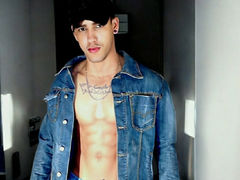 DaironAbraham from LiveJasmin