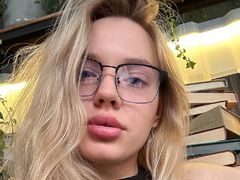 DakotaElyse from LiveJasmin