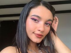 DakotaRoux - female with black hair webcam at LiveJasmin