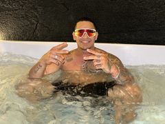DamianReyes - male webcam at LiveJasmin
