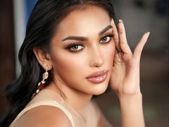 DangerSweetie - shemale with black hair webcam at LiveJasmin