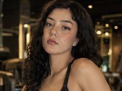 DaniDelrey - female with black hair webcam at LiveJasmin