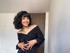 DaniDelrey - female with black hair webcam at LiveJasmin