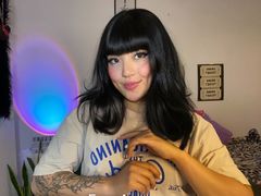 DaniDelrey - female with black hair webcam at LiveJasmin