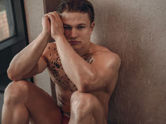 DanielHops from LiveJasmin